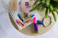 Stymulator łechtaczki Lipstick Romp - 9