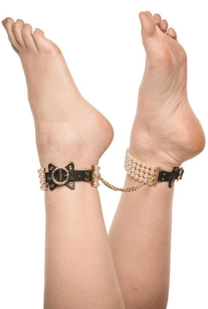 Kajdanki na kostki BDSM Ballroom Pearl Ankle Cuffs Guilty Pleasure