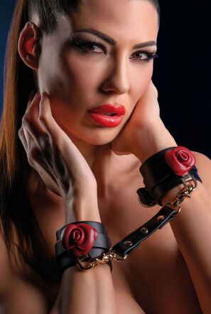 Kajdanki Na Nadgarstki Wild Roses Wrist Cuffs Taboom